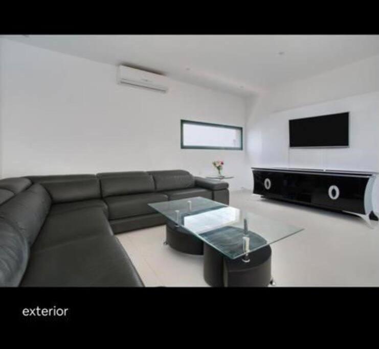 Spacious Private Villa & Private Heated Pool - Villa Sunshine 科斯塔特吉塞 外观 照片