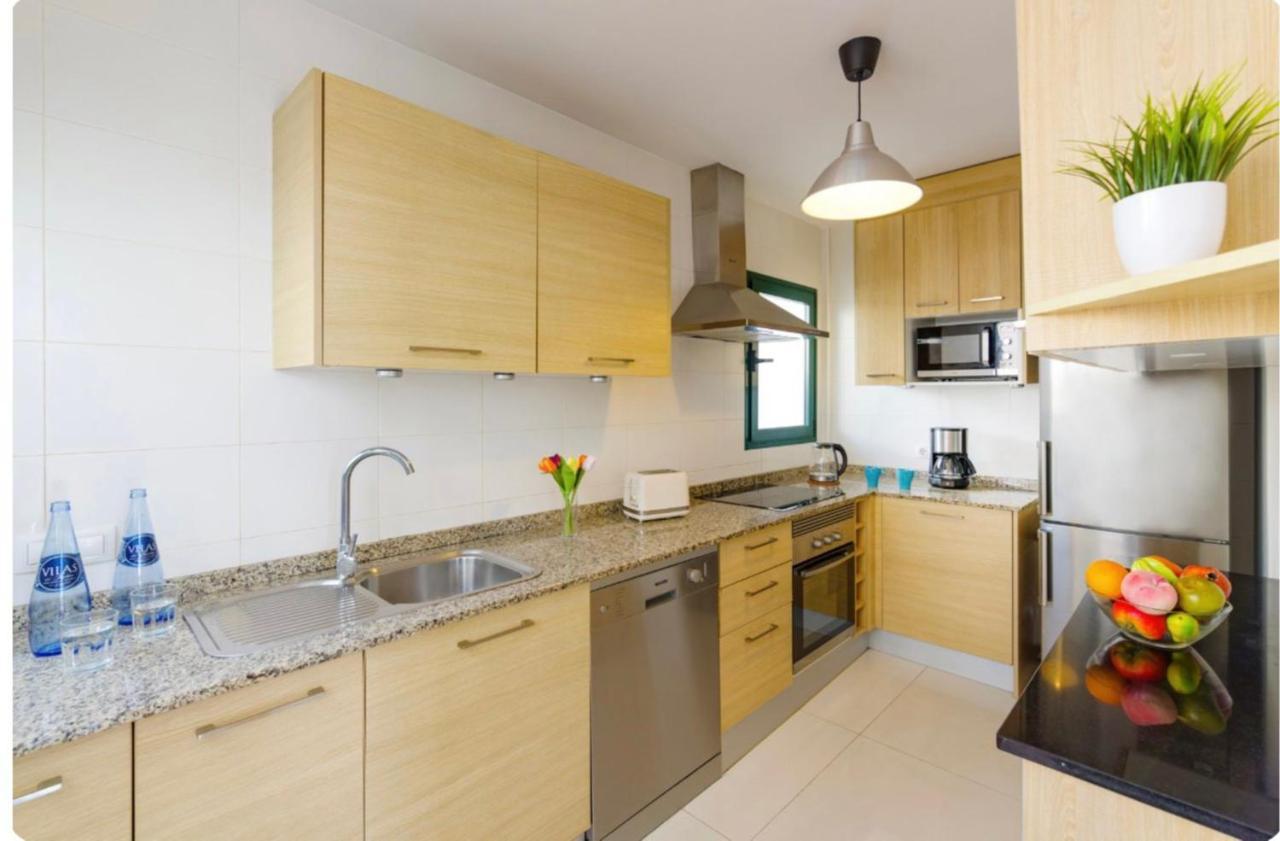 Spacious Private Villa & Private Heated Pool - Villa Sunshine 科斯塔特吉塞 外观 照片